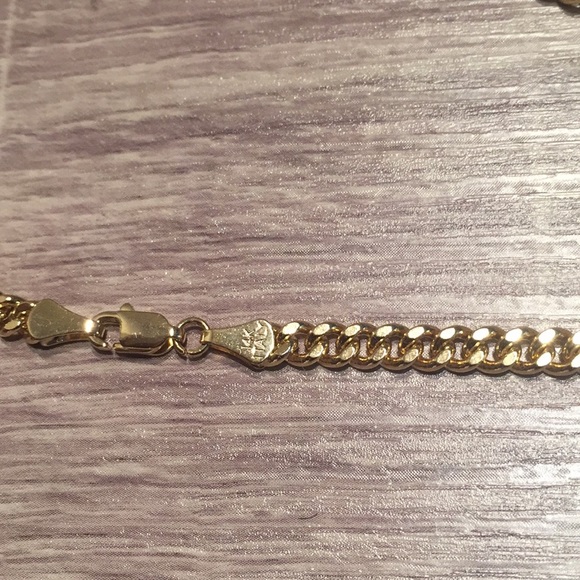 Jewelry - Picture 2 of 2